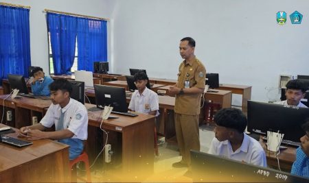 Simulasi ANBK 2025 Hari Kedua di SMAN 1 Bendungan Berjalan Lancar