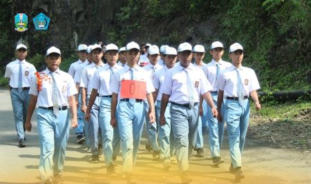 SMAN 1 Bendungan Semarakkan HUT RI Ke-80 Melalui Lomba Gerak Jalan